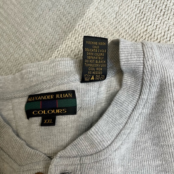 Vintage Alexander Julian Colours Long Sleeve Shirt Crew Neck - Picture 7 of 8